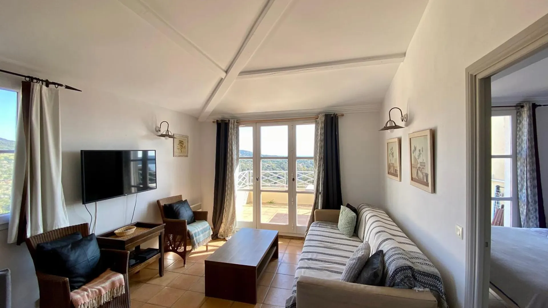 Les Restanques, Bastides Vue Golfe Saint Tropez Apartment Grimaud