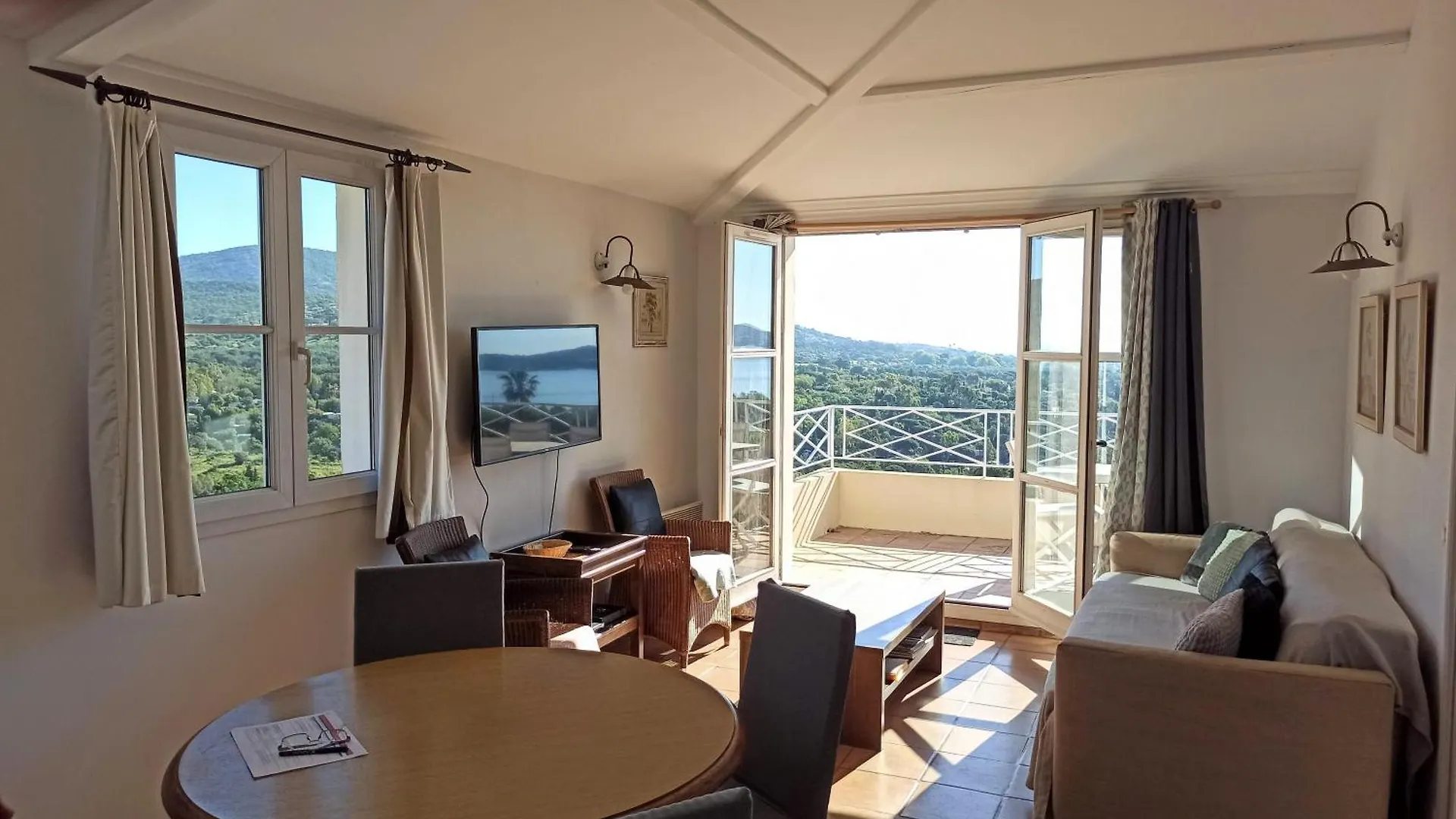 Les Restanques, Bastides Vue Golfe Saint Tropez Apartment Grimaud
