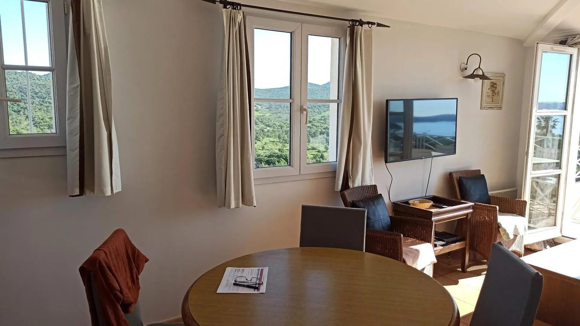 Les Restanques, Bastides Vue Golfe Saint Tropez Apartment Grimaud France